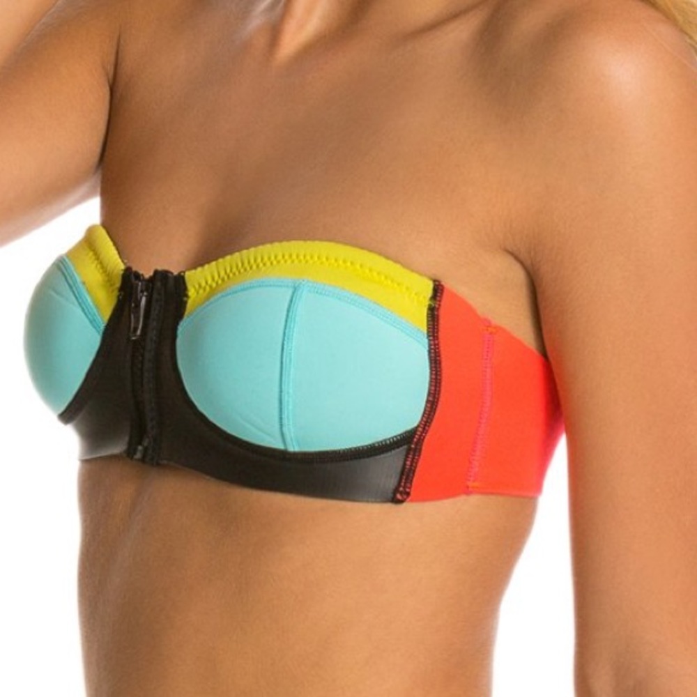 🆕Billabong Stay Salty Bikini Top Heritage Solid